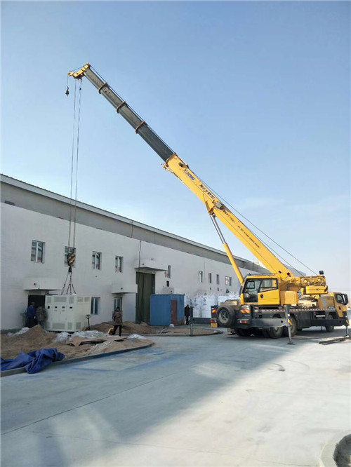 铁山区“超载就喊停”—— 吊车的 “重量保镖” 技术